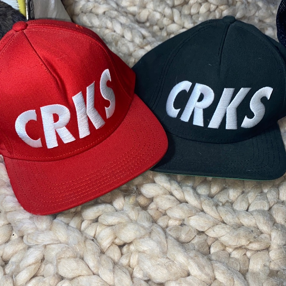 CROOKS & CASTLES hat set